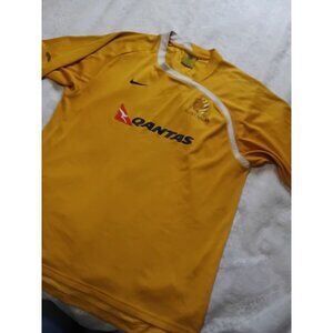Nike Australia Soccer Jersey Large Mens Qantas